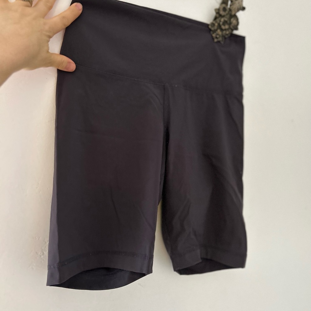 Everlane biker shorts